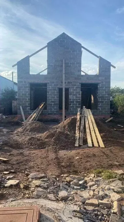 Дом в Башкортостан, Стерлитамакский район, Отрадовский сельсовет, с. ... - Фото 1