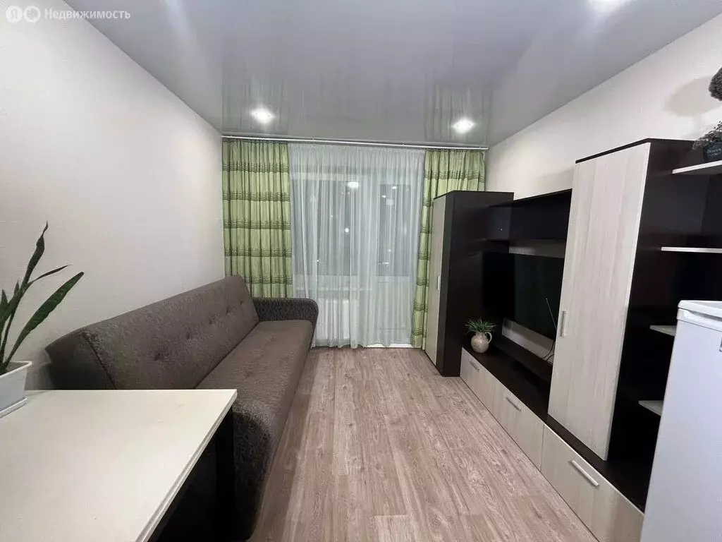 Квартира-студия: Киров, улица Энтузиастов, 15к1 (19.2 м) - Фото 0