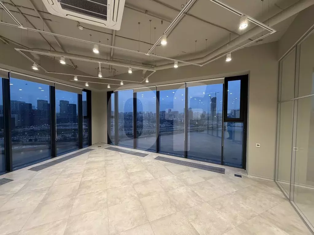 Офис в Москва Новоданиловская наб., 12 (423 м) - Фото 1