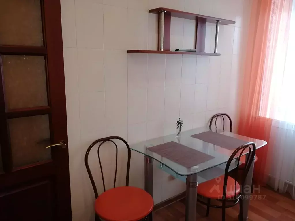 2-к кв. Омская область, Омск просп. Мира, 106Б (45.0 м) - Фото 1
