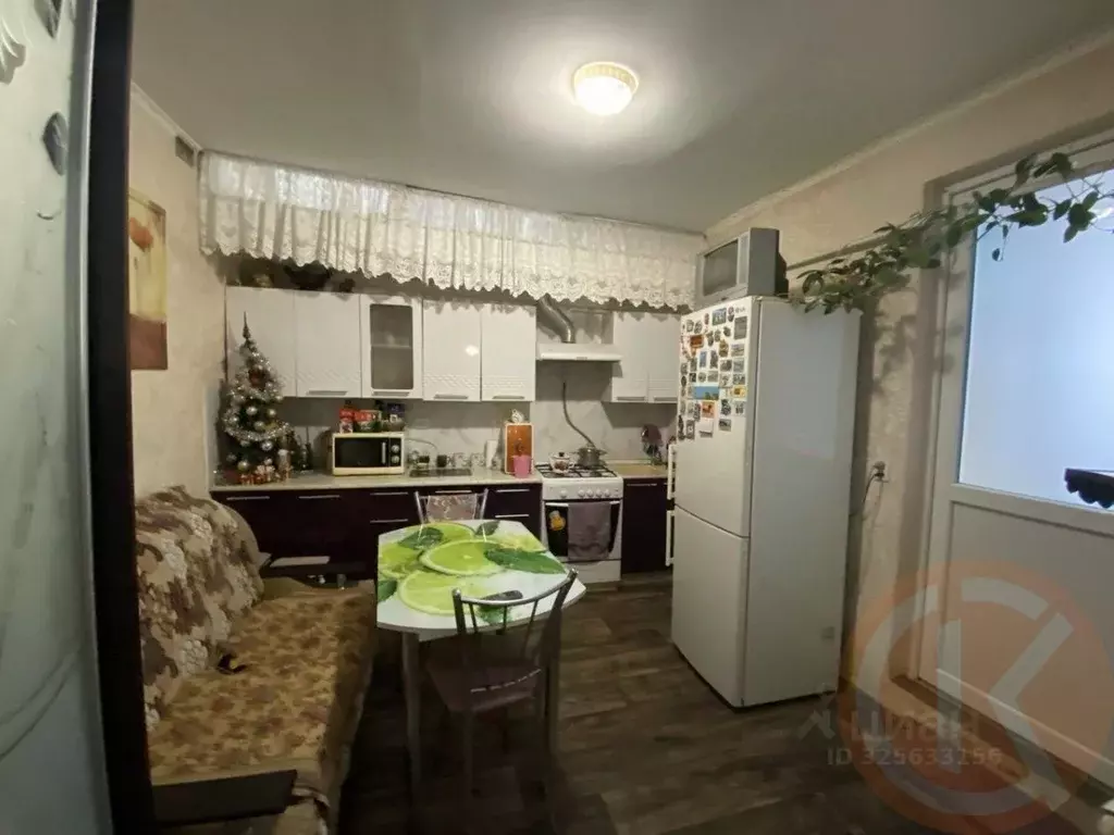 3-к кв. Крым, Евпатория ул. Революции, 16 (67.7 м) - Фото 1