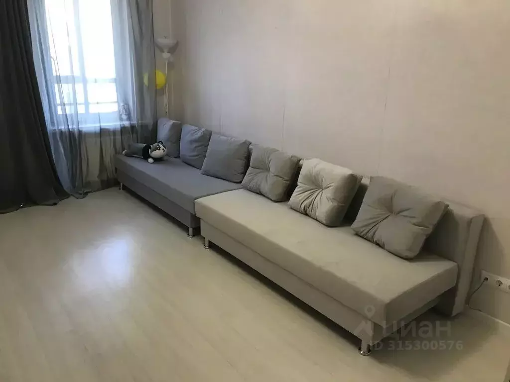 Студия Татарстан, Казань ул. Сибгата Хакима, 46 (36.0 м) - Фото 0