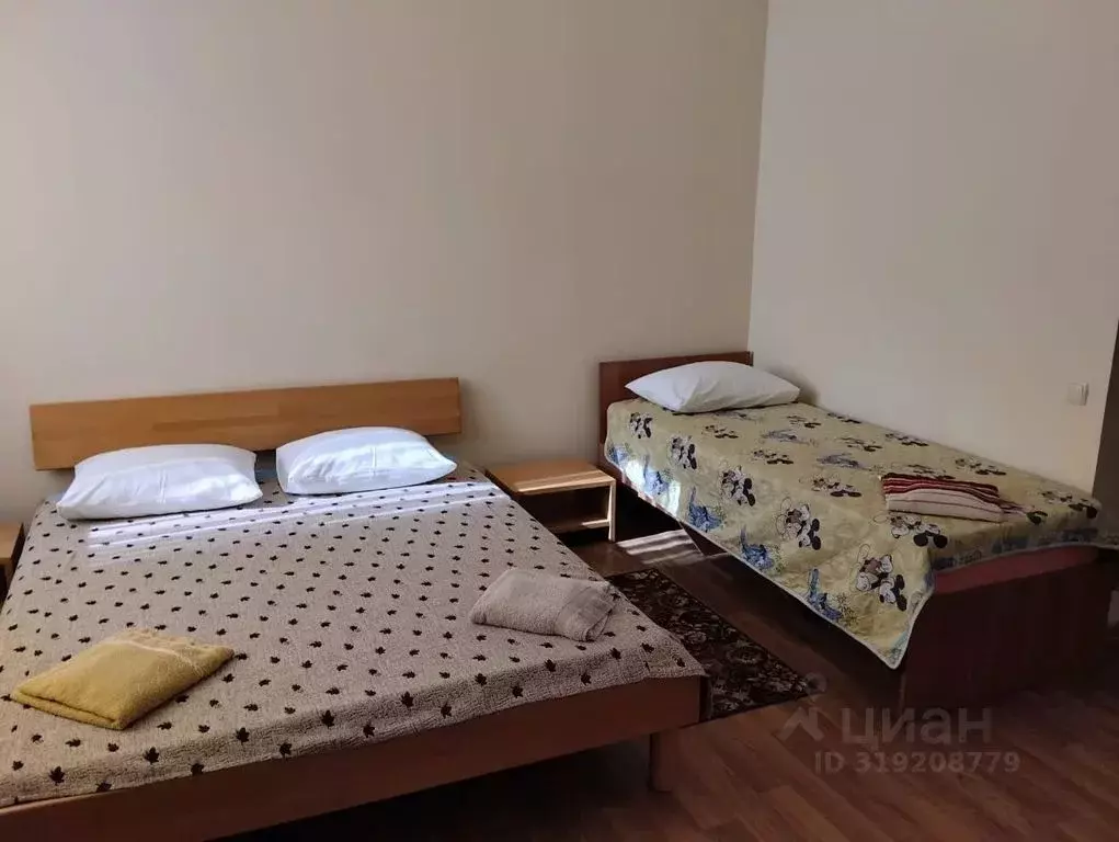 Комната Крым, Сакский район, Новофедоровка пгт ул. Зеленая, 15 - Фото 1