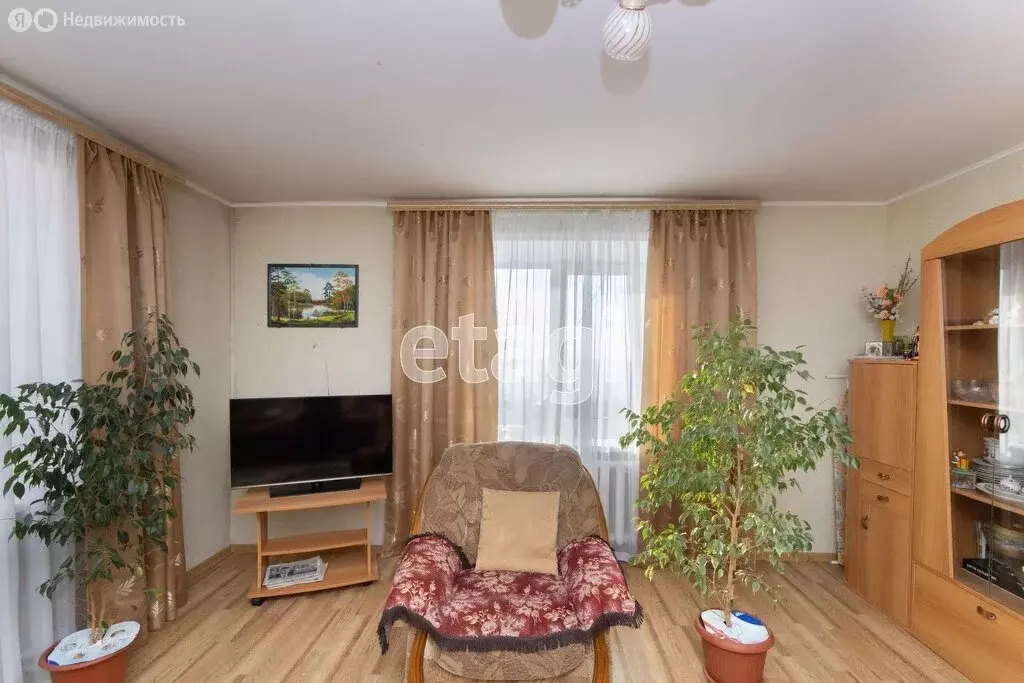 2-комнатная квартира: Ишим, улица Шаронова, 3А (65.7 м) - Фото 1