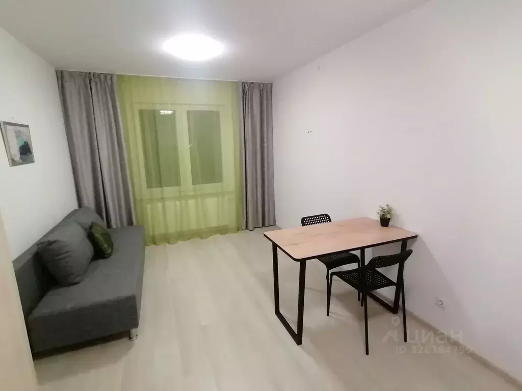 Студия Свердловская область, Екатеринбург ул. Латвийская, 58/3 (21.7 ... - Фото 1