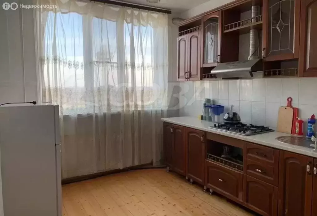 3-комнатная квартира: Махачкала, улица Гагарина, 118Б (94 м) - Фото 2