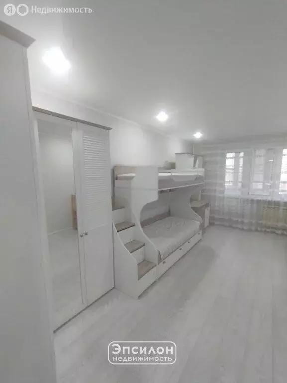 3-комнатная квартира: Курск, проспект Победы, 4 (84.83 м) - Фото 1