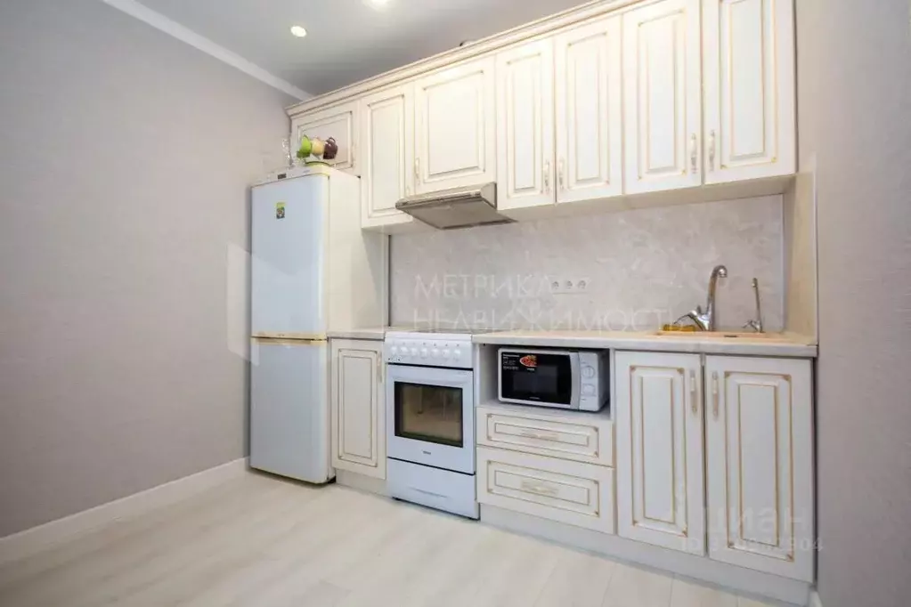 1-к кв. Тюменская область, Тюмень ул. Краснооктябрьская, 14 (42.28 м) - Фото 0