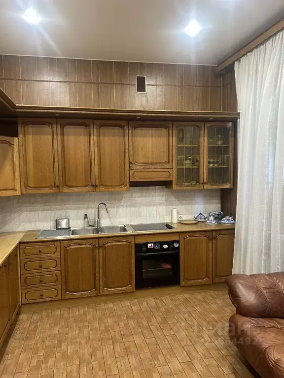 3-к кв. Санкт-Петербург 4-я Красноармейская ул., 17 (100.0 м) - Фото 1