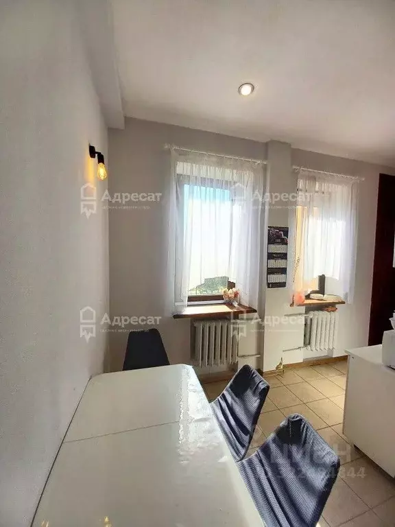 3-к кв. Волгоградская область, Волгоград Коммунистическая ул., 10 ... - Фото 1