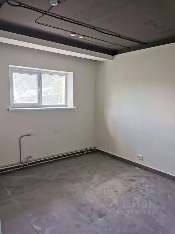 Помещение свободного назначения в Самарская область, Тольятти ул. ... - Фото 1