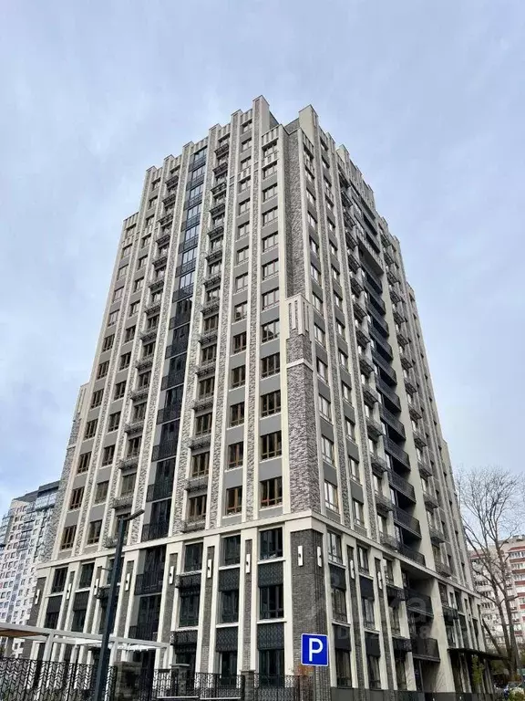 4-к кв. Удмуртия, Ижевск ул. Шишкина, 20к1 (120.7 м) - Фото 2