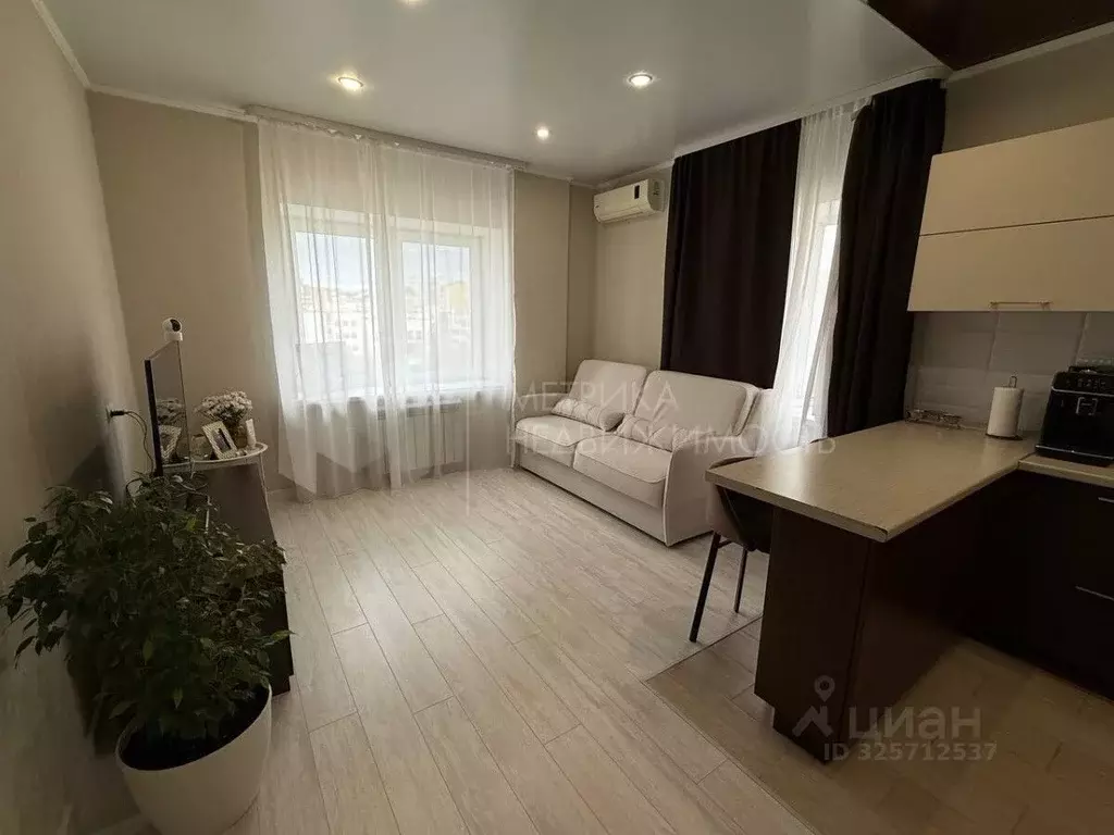 1-к кв. Тюменская область, Тюмень ул. Салтыкова-Щедрина, 58/3 (59.0 м) - Фото 1