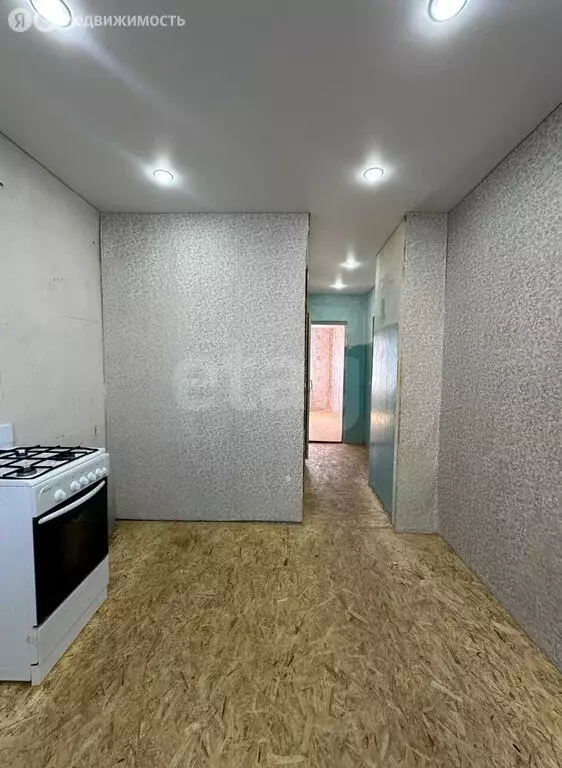 2-комнатная квартира: село Травники, улица Победы, 55 (51.4 м) - Фото 1