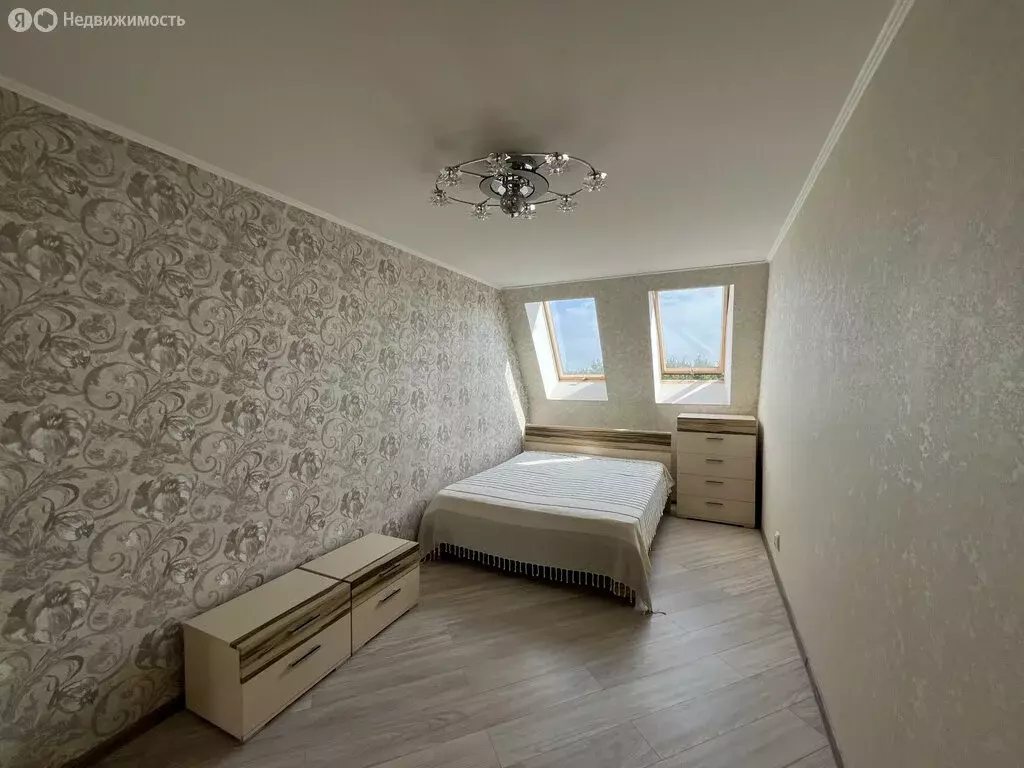 2-комнатная квартира: Брянск, Уральский переулок, 10 (60 м) - Фото 1
