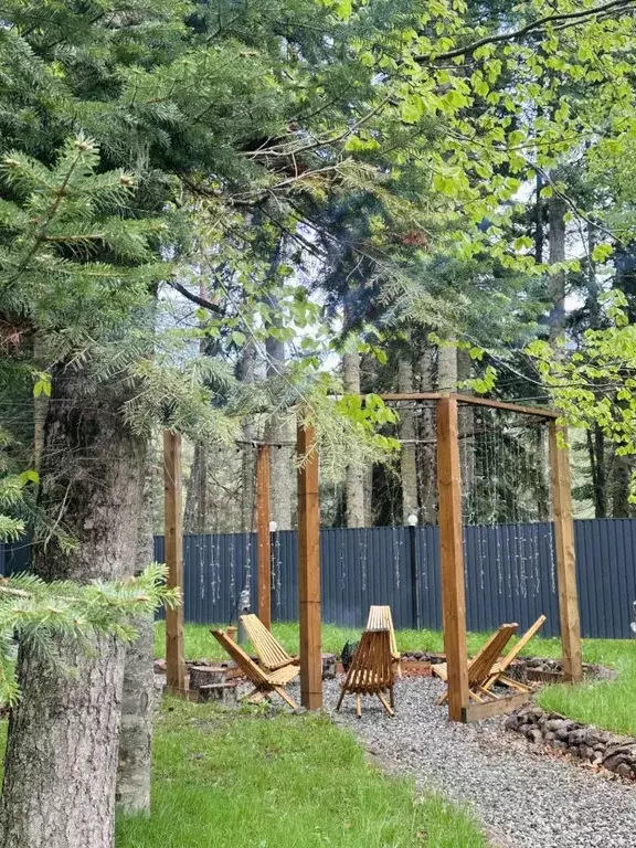 Дом в Карачаево-Черкесия, Зеленчукский район, с. Архыз 53/19 (200 м) - Фото 2