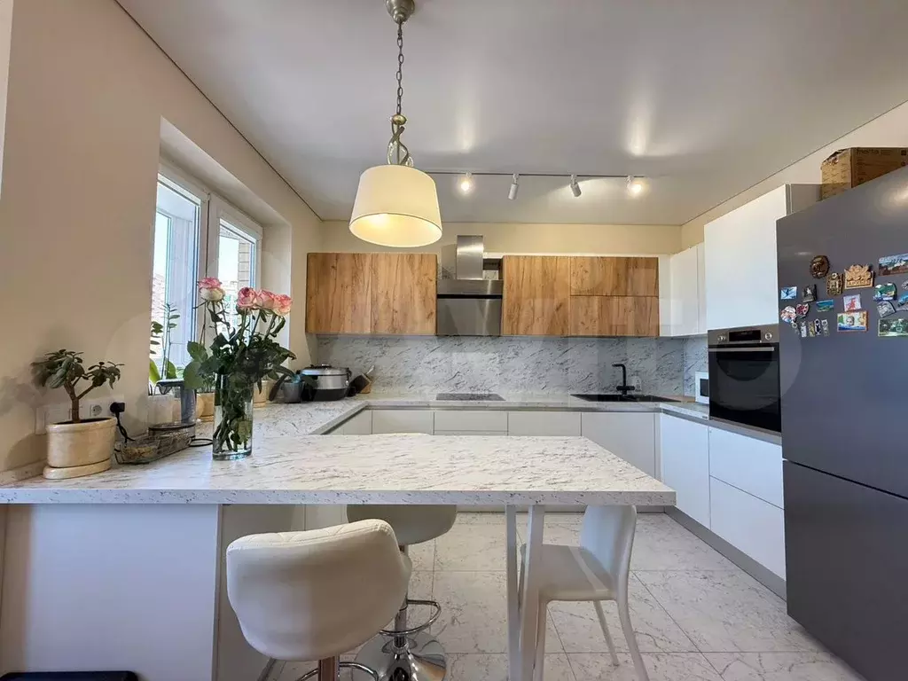 2-к. квартира, 70 м, 15/22 эт. - Фото 1