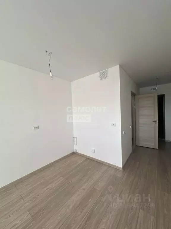 Студия Свердловская область, Екатеринбург ул. Новостроя, 5 (24.0 м) - Фото 1