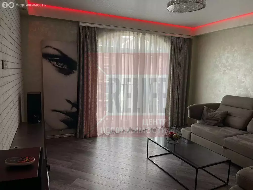 2-комнатная квартира: Калининград, Артиллерийская улица, 74 (90.7 м) - Фото 1