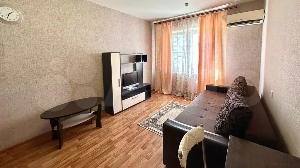 1-к. квартира, 40 м, 8/14 эт. - Фото 1