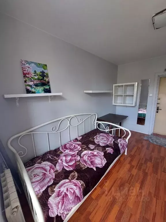 Комната Москва ул. Маршала Неделина, 28 (12.0 м) - Фото 1