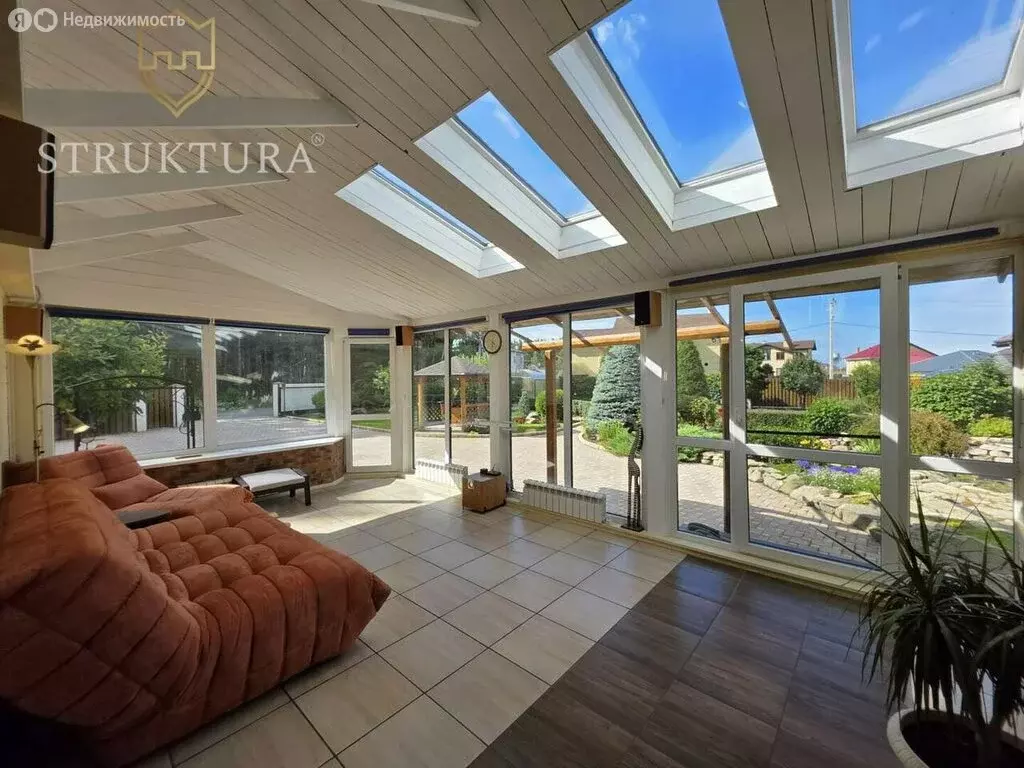 Дом в Косулино, коттеджный посёлок Пересвет, Земляничная улица, 7 (250 ... - Фото 1