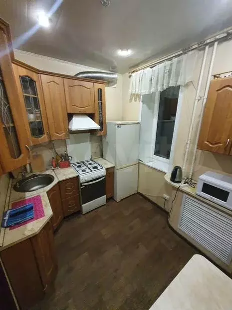 2-к. квартира, 50м, 2/4эт. - Фото 0