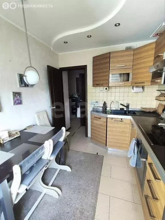 3-комнатная квартира: Тольятти, 10-й квартал, бульвар Луначарского, 4 ... - Фото 2