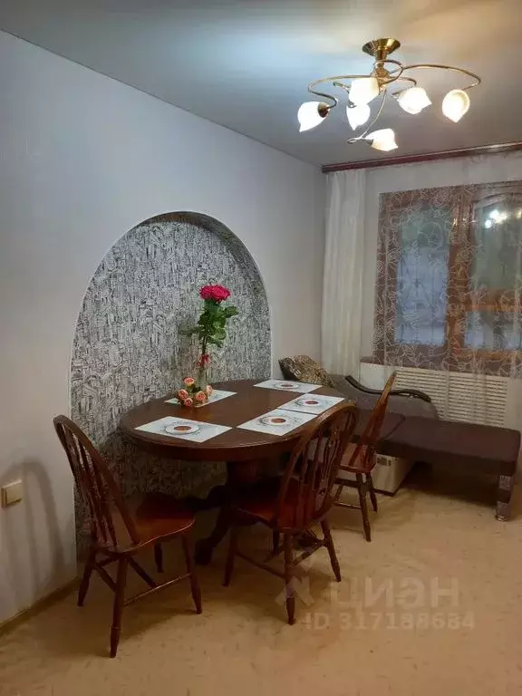 2-к кв. Астраханская область, Астрахань Звездная ул., 5 (70.0 м) - Фото 0