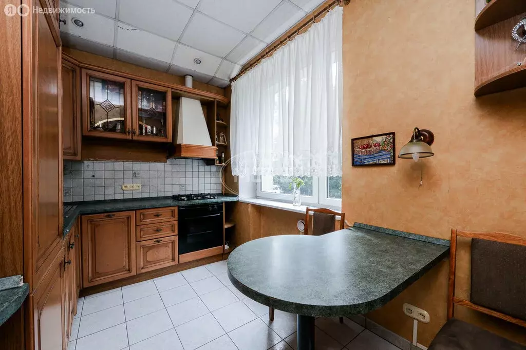 3-комнатная квартира: Калининград, Ленинский проспект, 53 (72.6 м) - Фото 2