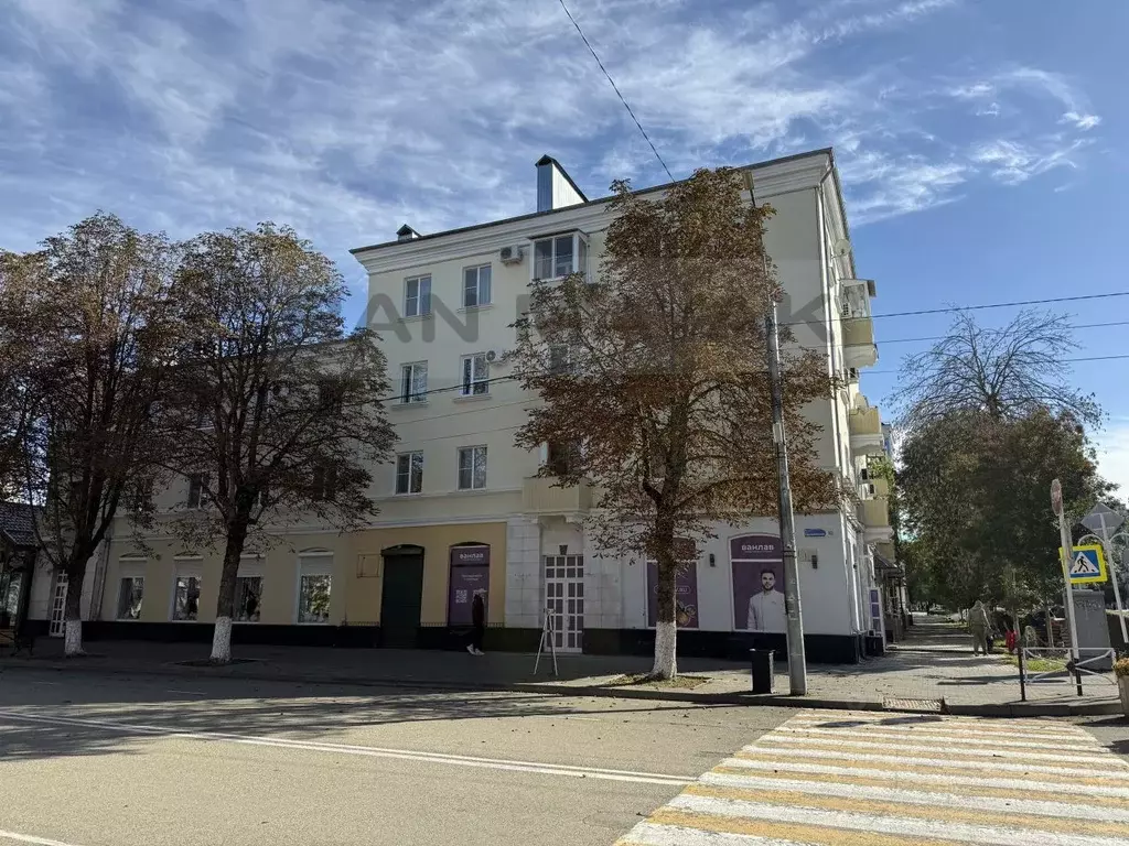 3-к кв. Адыгея, Майкоп Краснооктябрьская ул., 16 (83.5 м) - Фото 1