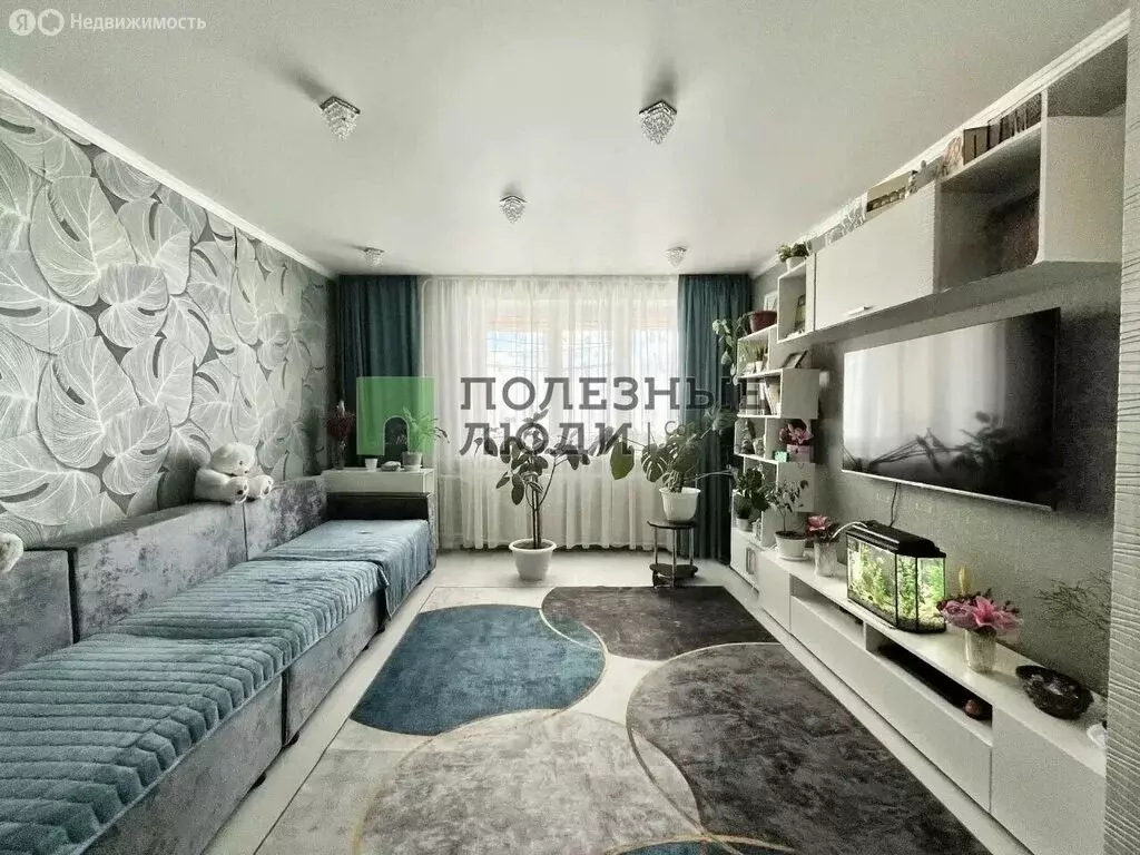 3-комнатная квартира: посёлок городского типа Знаменка, улица Ленина, ... - Фото 2