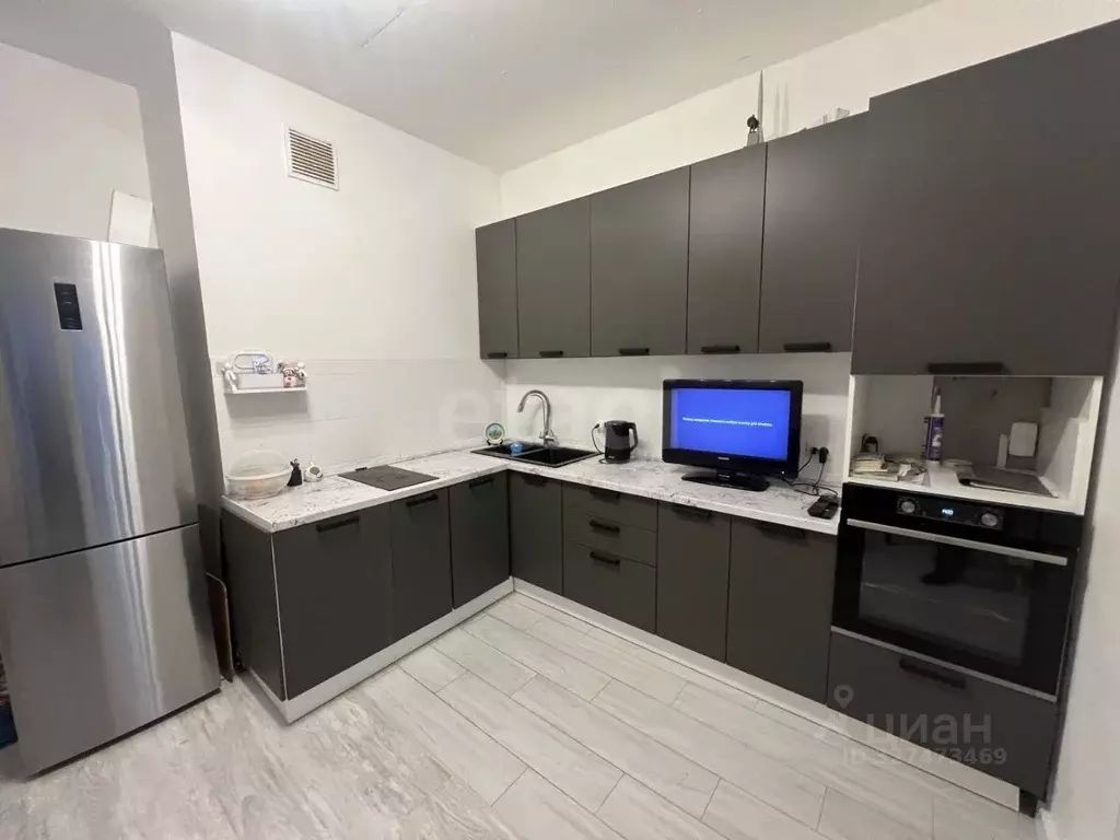 2-к кв. Тюменская область, Тюмень Орловская ул., 58 (78.8 м) - Фото 1