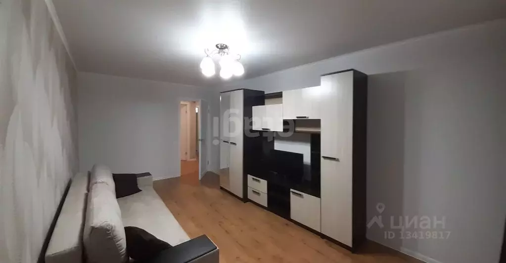 2-к кв. Брянская область, Брянск пер. Пилотов, 8 (50.1 м) - Фото 1