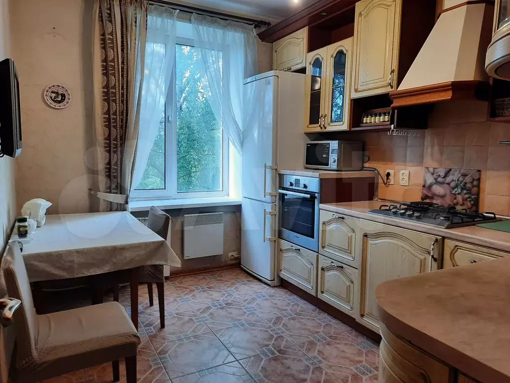 2-к. квартира, 57 м, 6/8 эт. - Фото 1