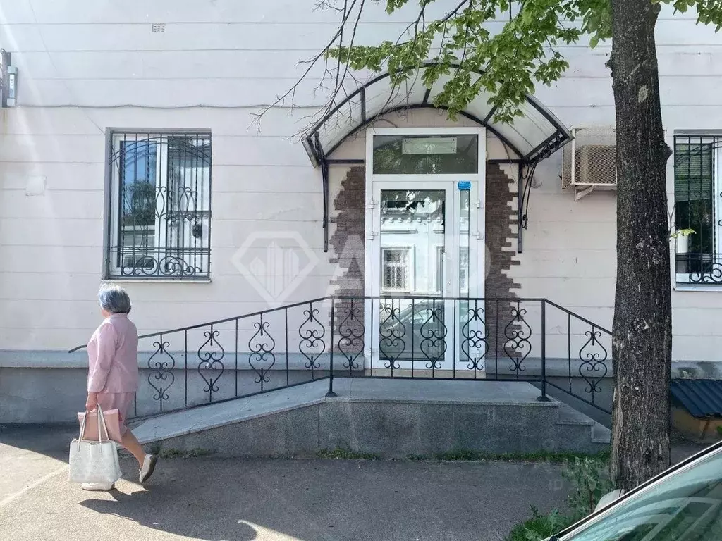 Торговая площадь в Татарстан, Казань Большая Красная ул., 14 (72 м) - Фото 1