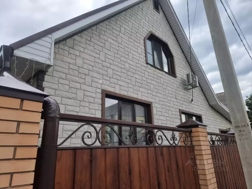 Дом в Хакасия, Абакан Ольховая ул. (180 м) - Фото 1