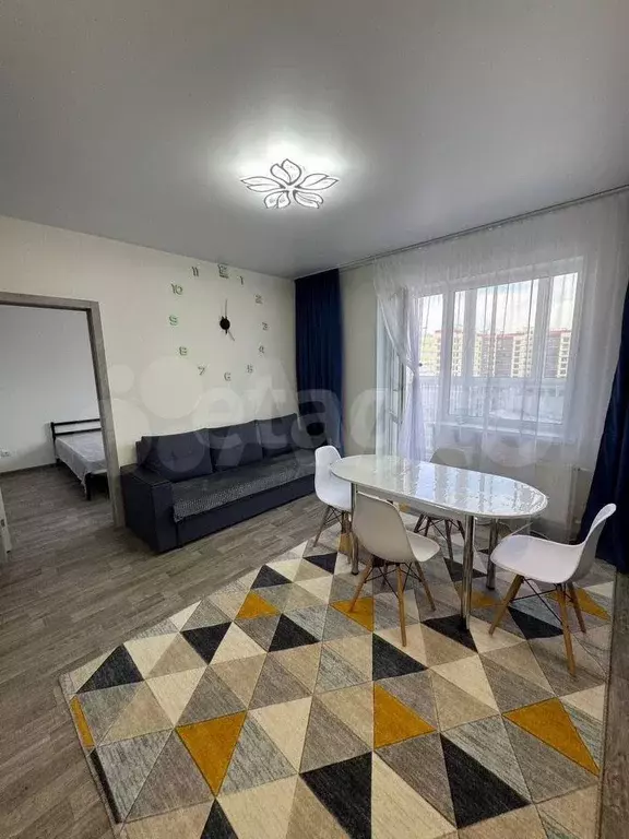 1-к. квартира, 40 м, 6/9 эт. - Фото 1