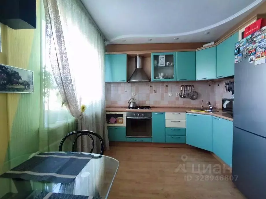 3-к кв. Пермский край, Березники Набережная ул., 45 (70.4 м) - Фото 1