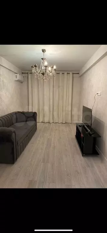 2-к. квартира, 75 м, 1/9 эт. - Фото 1