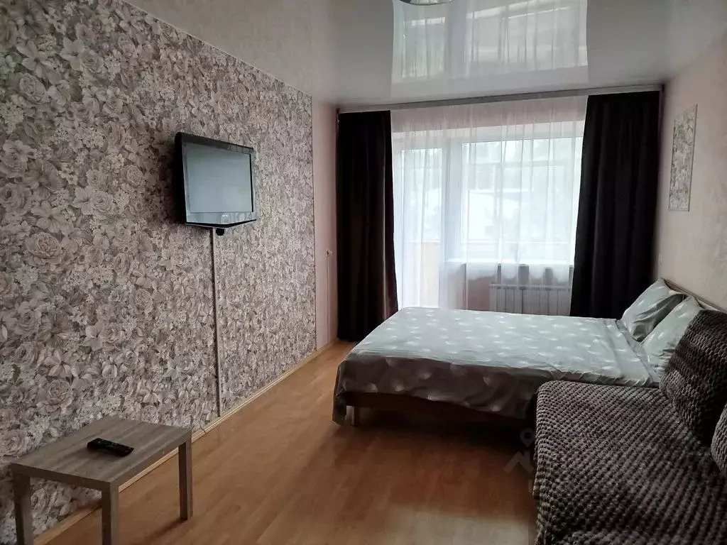 1-к кв. Свердловская область, Ревда Российская ул., 28А (30.0 м) - Фото 1