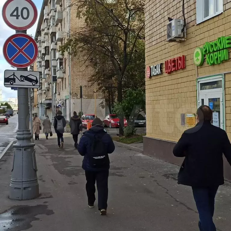 Торговое помещение, 14 м у Метро на Трафике - Фото 1