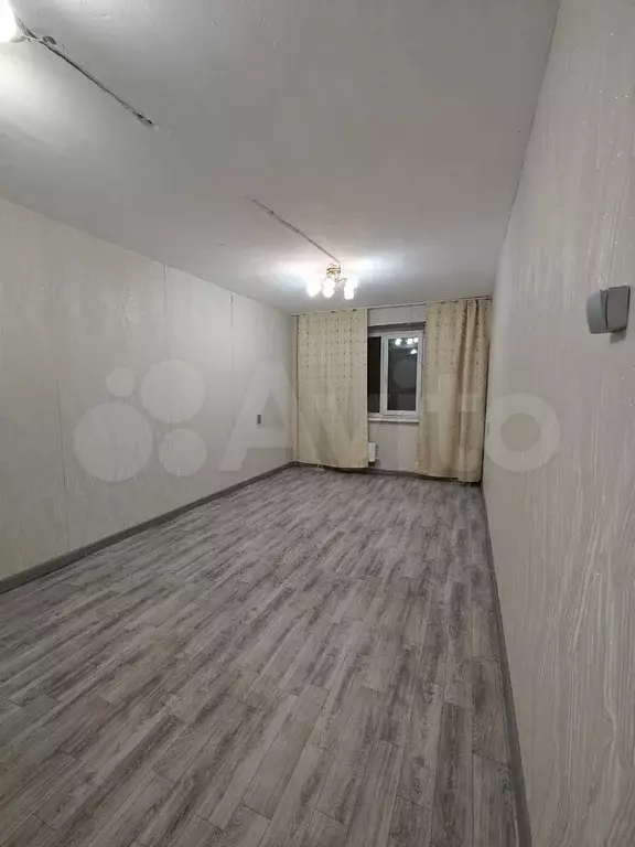Комната 18,1 м в 4-к., 2/5 эт. - Фото 0