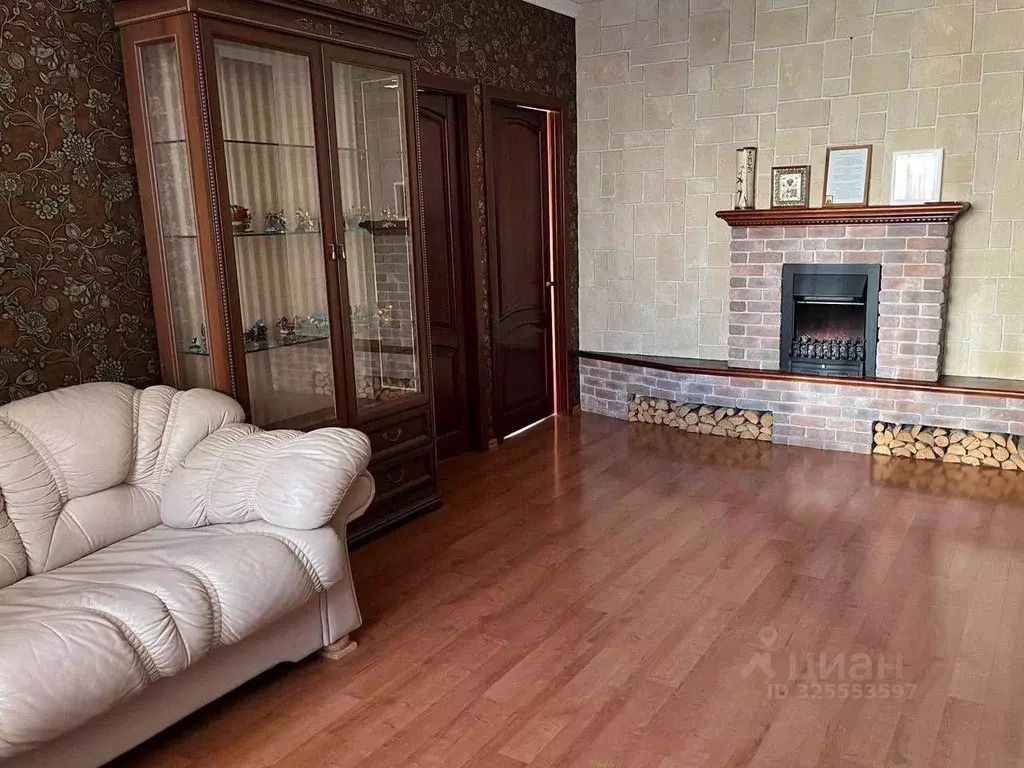 3-к кв. Московская область, Солнечногорск городской округ, Голубое пгт ... - Фото 2