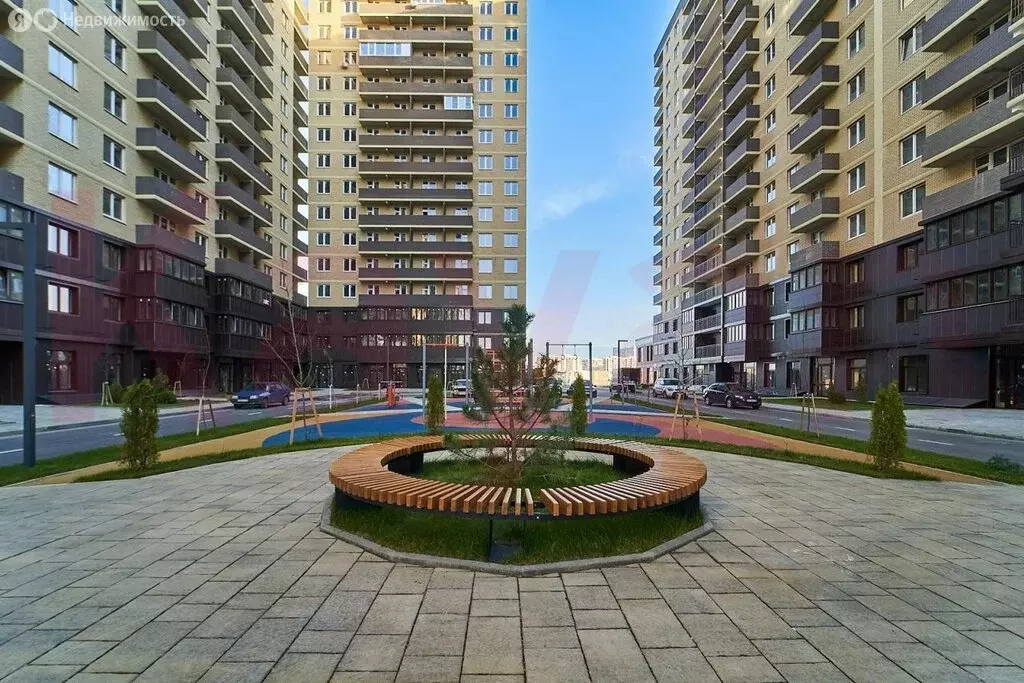 3-комнатная квартира: Краснодар, улица имени Героя Ростовского, 8 (56 ... - Фото 1