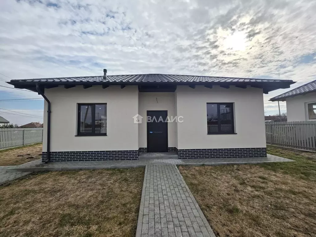 Дом в Калининградская область, Гурьевский муниципальный округ, пос. ... - Фото 2