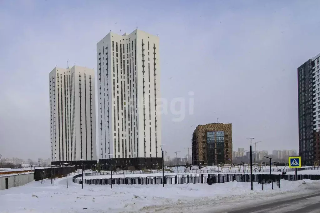 Студия Тюменская область, Тюмень Новгородская ул., 1 (27.7 м) - Фото 1