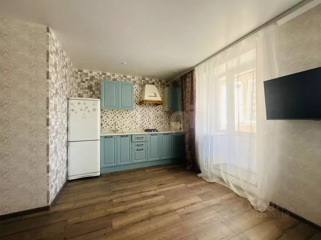 Студия Саратовская область, Саратов ул. Имени С.П. Лисина, 13 (30.1 м) - Фото 1