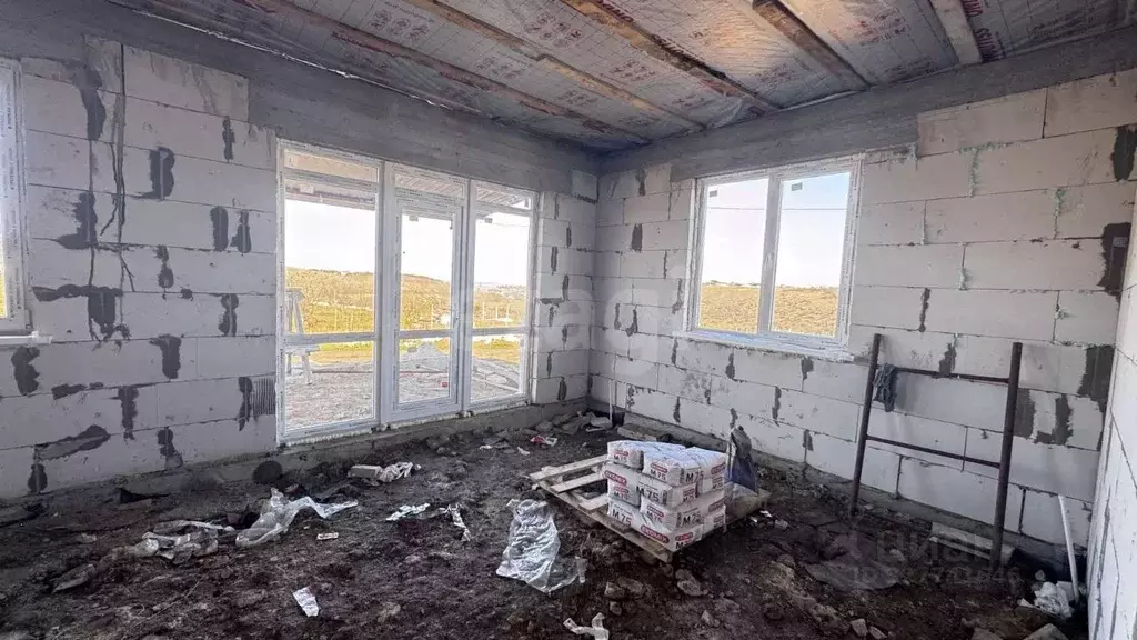 Дом в Крым, Симферопольский район, Трудовское с/пос, ... - Фото 1