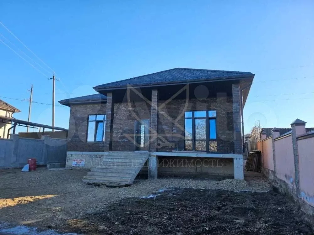 Дом 189,3 м на участке 4,6 сот. - Фото 1